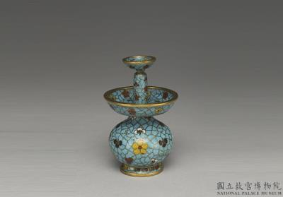 图片[2]-Candle stand from the set of five altar pieces with plum-blossom decoration in cloisonne enamels, Qing dynasty, Kangxi reign (1662-1722)-China Archive